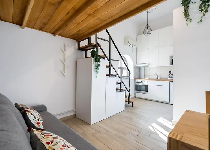 Cozy Old Town Apartment 7 - Selari