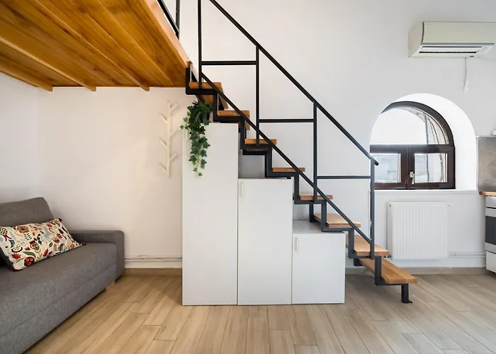 Cozy Old Town Apartment 7 - Selari